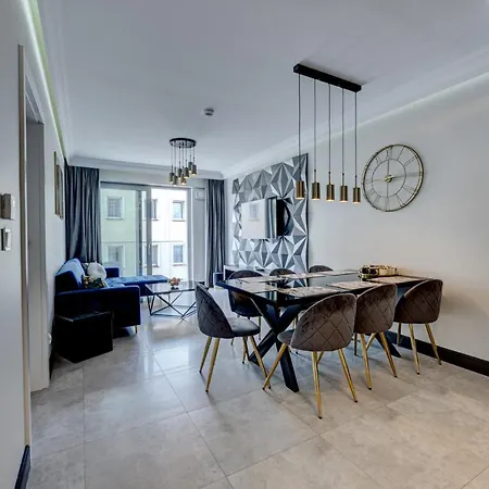 Malaga Apartamenty Balticus Miedzyzdroje Exterior photo